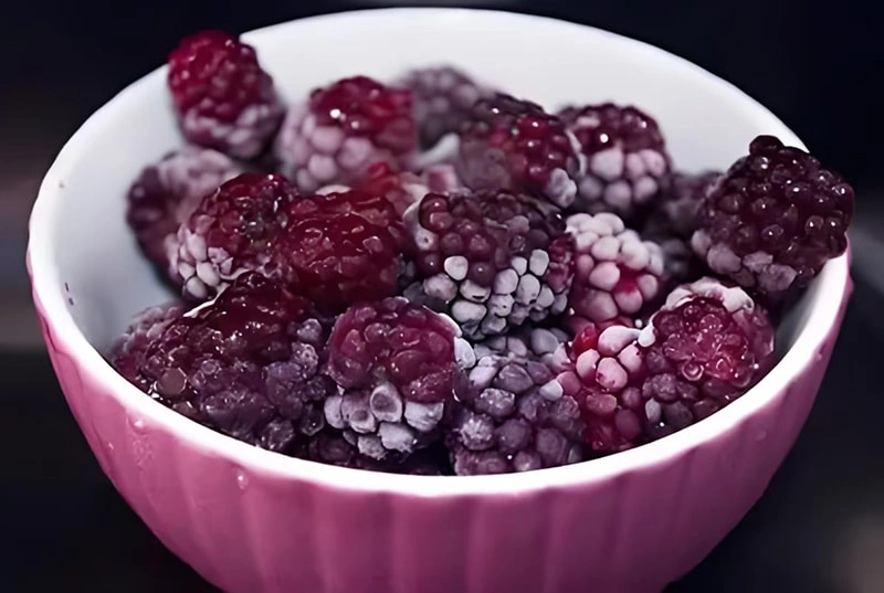 Frozen blackberries